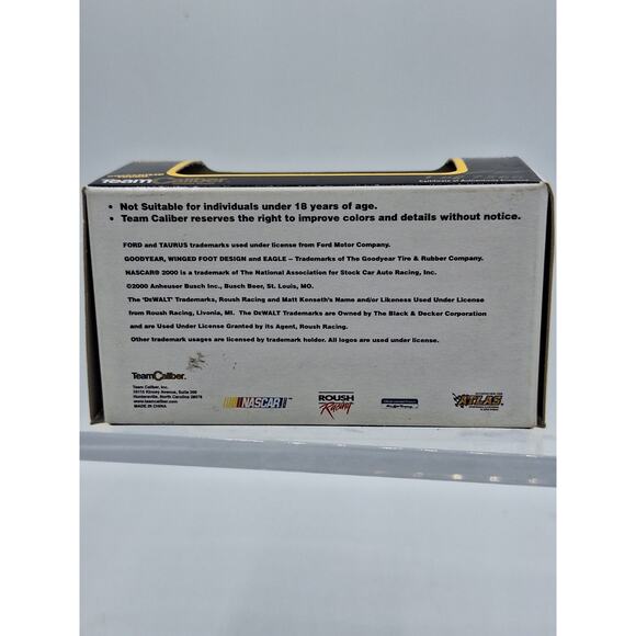 2004 MATT KENSETH 1 64 DIECAST CAR DEWALT "TEAM CALIBER OWNERS SERIES" - Picture 8 of 8